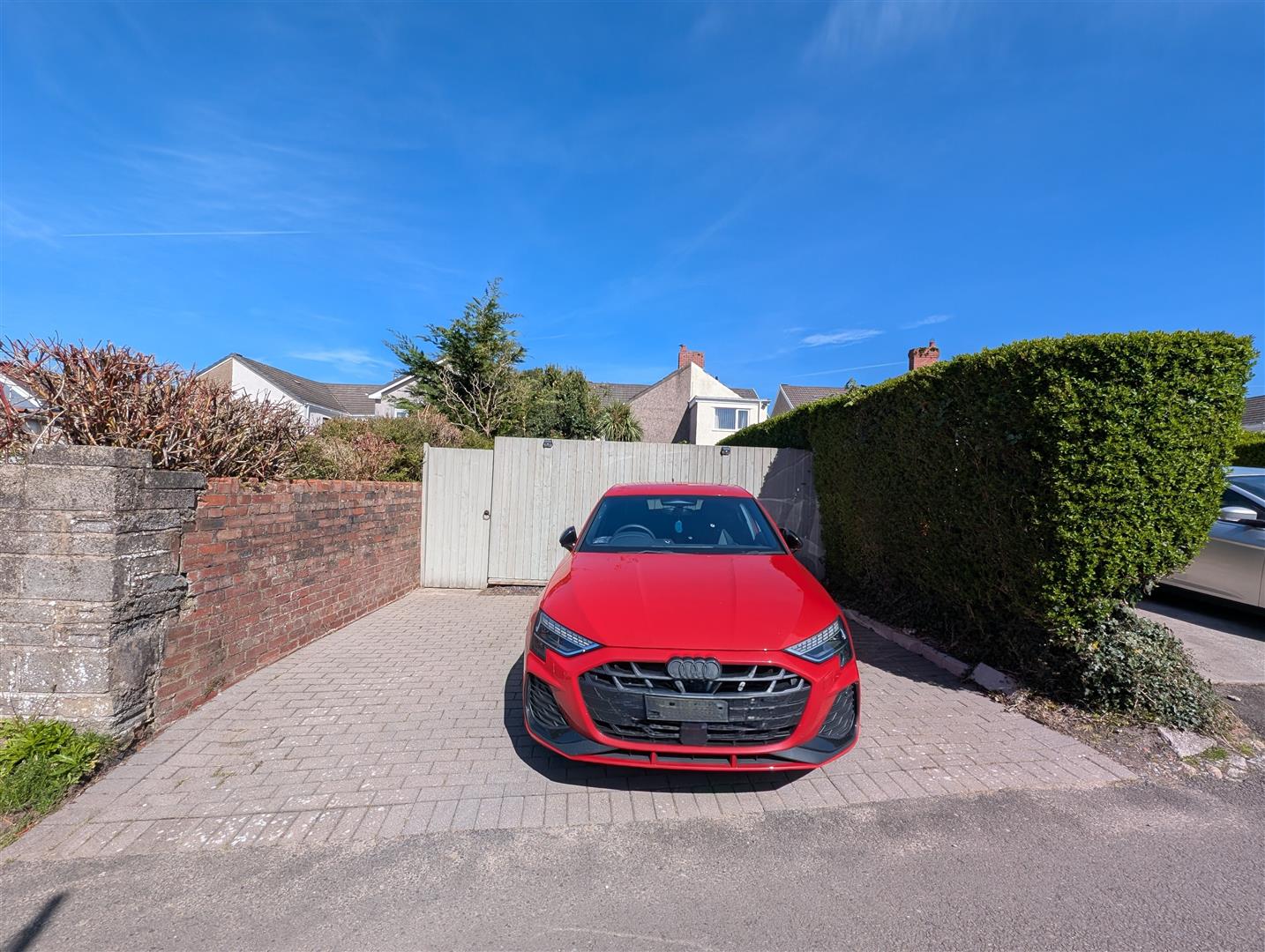 Borough Road, Loughor, Swansea, SA4 6RY